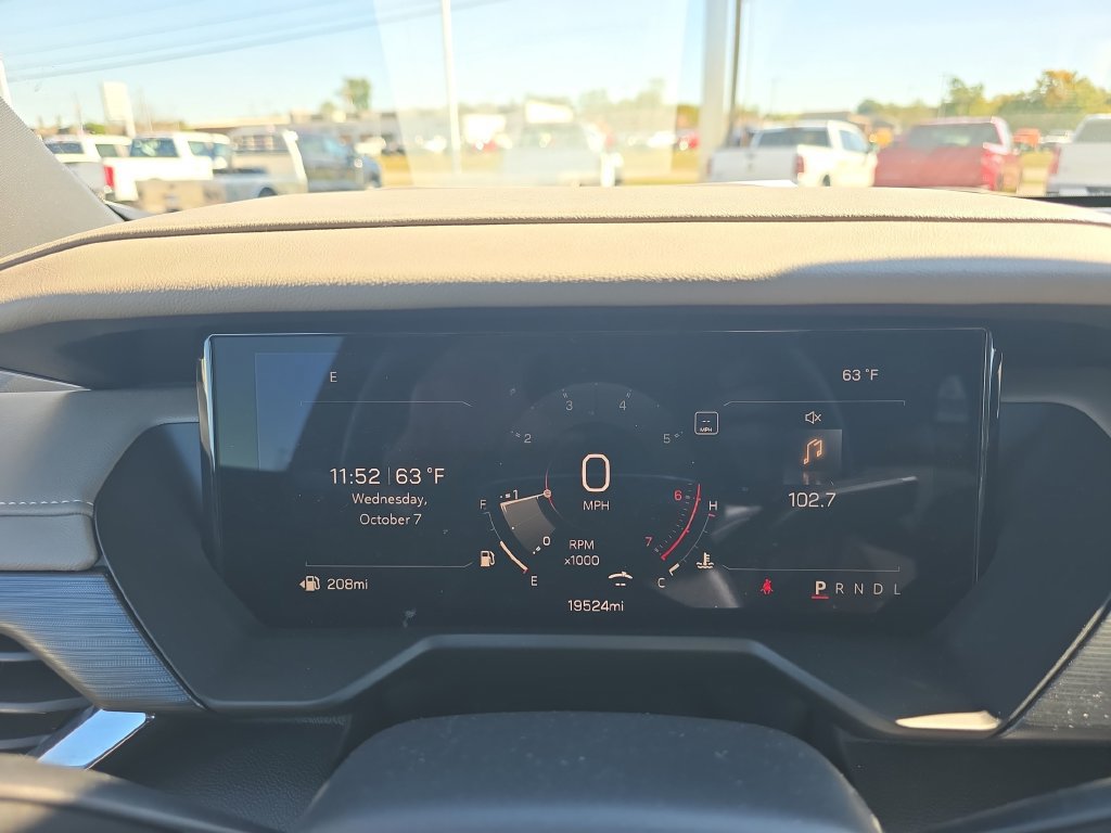 Used 2026 GMC Acadia Elevation w/ Elevation Premium Package FWD image 31