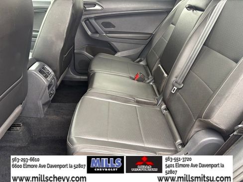 Used 2018 Volkswagen Tiguan SE FWD image 13