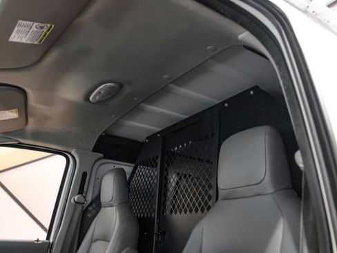 Used 2011 Ford E-150 and Econoline 150 RWD image 25