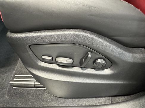 New 2026 Porsche Cayenne AWD/4WD image 18