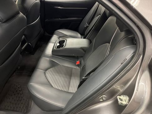 Used 2019 Toyota Camry SE image 27
