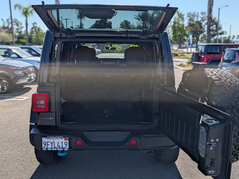 Used 2023 Jeep Wrangler Unlimited Rubicon 4xe AWD/4WD image 20