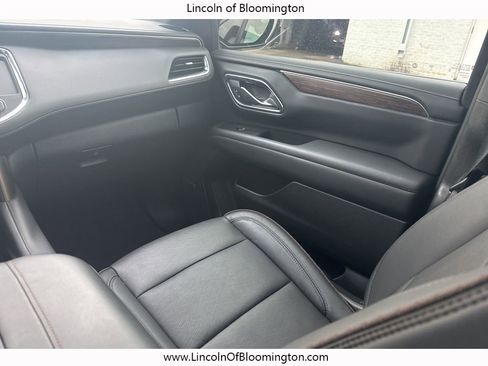 Used 2024 Chevrolet Tahoe High Country image 36