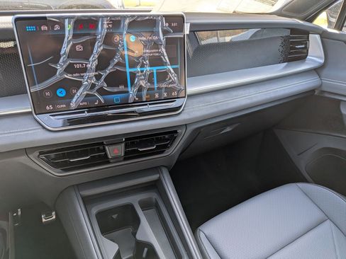 New 2026 Volkswagen Tiguan SE R-Line AWD/4WD image 21