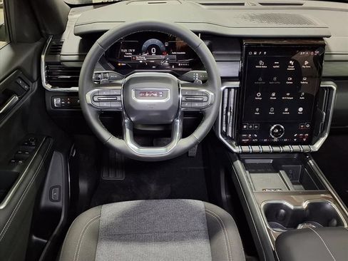 Used 2026 GMC Acadia Elevation FWD image 11