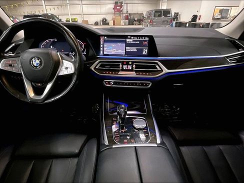 Used 2019 BMW X7 xDrive40i w/ Cold Weather Package image 14