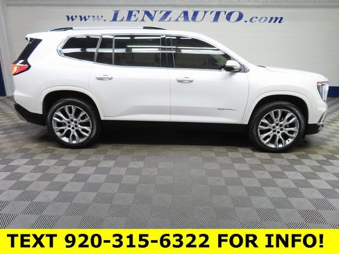 Used 2025 GMC Acadia Denali image 2