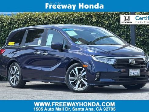 Certified 2023 Honda Odyssey Touring image 1