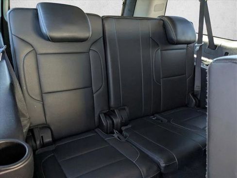 Used 2019 GMC Yukon XL SLT image 20