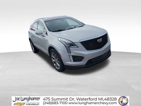 Certified 2020 Cadillac XT5 Sportv w/ LPO, Floor Liner Package image 2