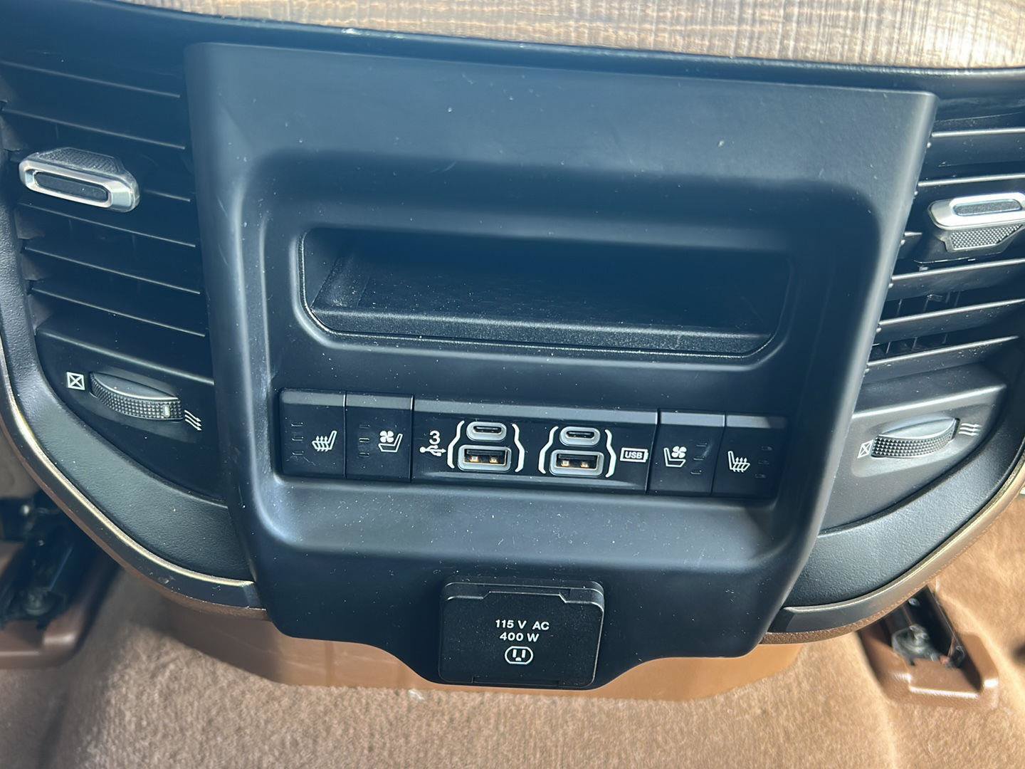 Used 2020 RAM 1500 Limited RWD image 21