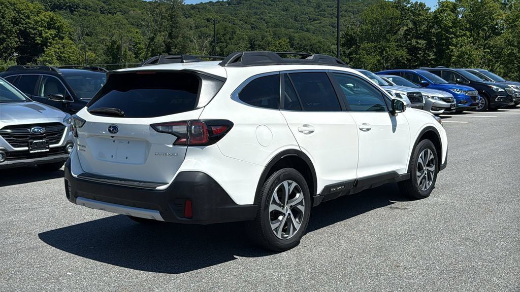 Certified 2021 Subaru Outback Limited AWD/4WD image 4