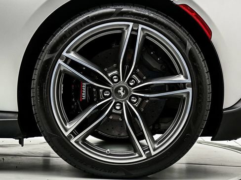 Used 2025 Ferrari Roma Spider RWD image 27