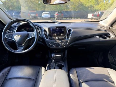 Used 2022 Chevrolet Malibu LT w/ Leather Package FWD image 22