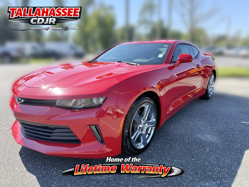 Used 2018 Chevrolet Camaro LT w/ Technology Package RWD image 10