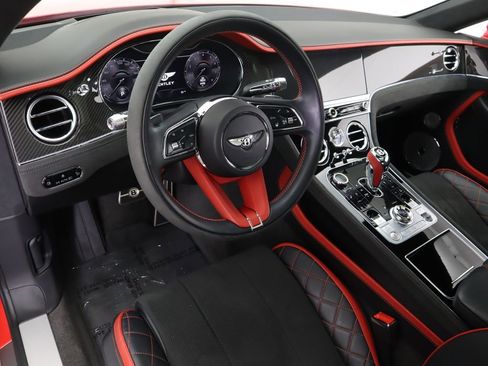 Used 2024 Bentley Continental GT Speed image 9