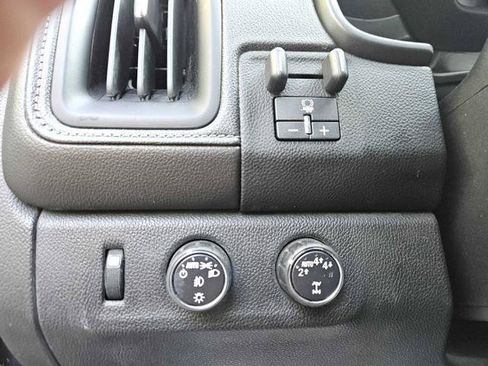 Used 2017 GMC Canyon SLT w/ Trailering Package AWD/4WD image 17