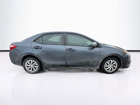 Used 2017 Toyota Corolla LE image 8