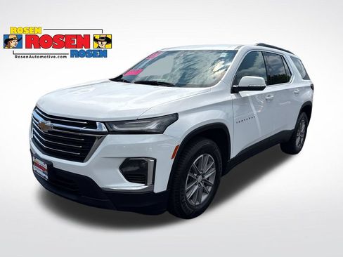 Used 2022 Chevrolet Traverse LT FWD image 1