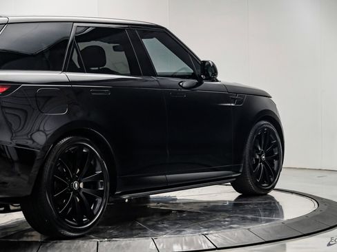 Used 2024 Land Rover Range Rover Sport Dynamic SE AWD/4WD image 17