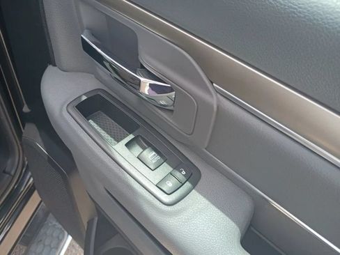 Used 2017 RAM 1500 Lone Star RWD image 17