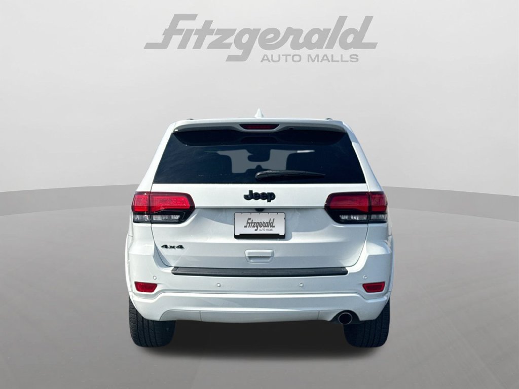 Used 2020 Jeep Grand Cherokee Altitude AWD/4WD image 13