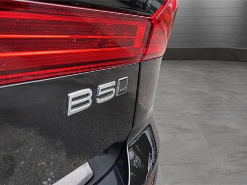 Used 2023 Volvo XC60 B5 Plus w/ Climate Package image 36