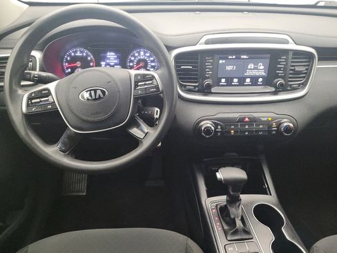 Used 2020 Kia Sorento LX FWD image 22