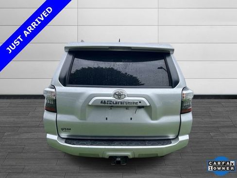 Used 2018 Toyota 4Runner SR5 Premium AWD/4WD image 3