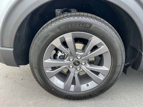 New 2026 Ford Explorer Active w/ Active Comfort Package image 15