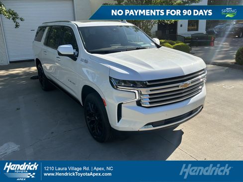 Used 2023 Chevrolet Suburban High Country w/ Advanced Technology Package image 1