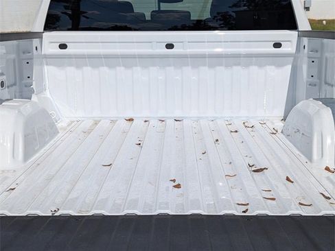 New 2026 GMC Sierra 1500 SLE image 8