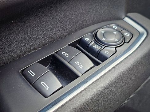 New 2026 GMC Sierra 2500 SLT w/ SLT Premium Package image 13