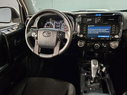 Used 2024 Toyota 4Runner TRD Off-Road image 9