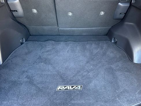 Certified 2023 Toyota RAV4 LE AWD/4WD image 14