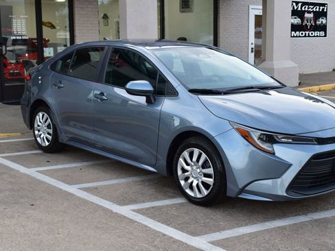 Used 2024 Toyota Corolla LE image 9