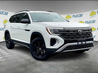 Used 2025 Volkswagen Atlas Peak Edition SE