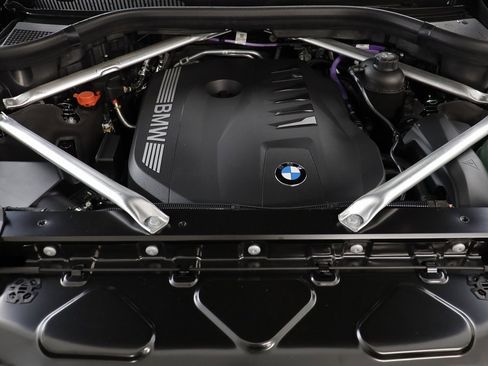 New 2026 BMW X7 xDrive40i w/ Executive Package image 25