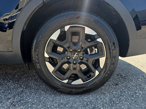 Used 2025 Kia Sorento S w/ Panoramic Sunroof Package FWD image 35