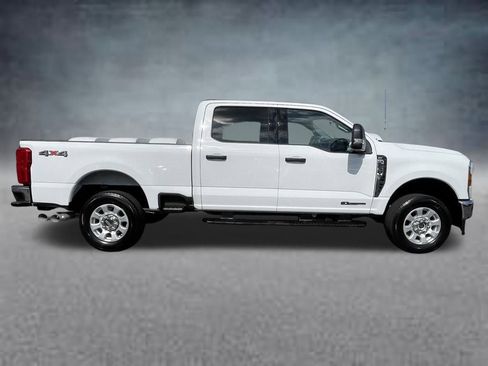 Used 2024 Ford F250 XLT image 4