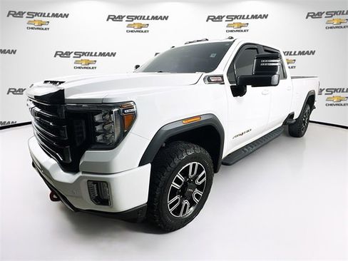 Used 2023 GMC Sierra 3500 AT4 w/ AT4 Premium Plus Package image 3