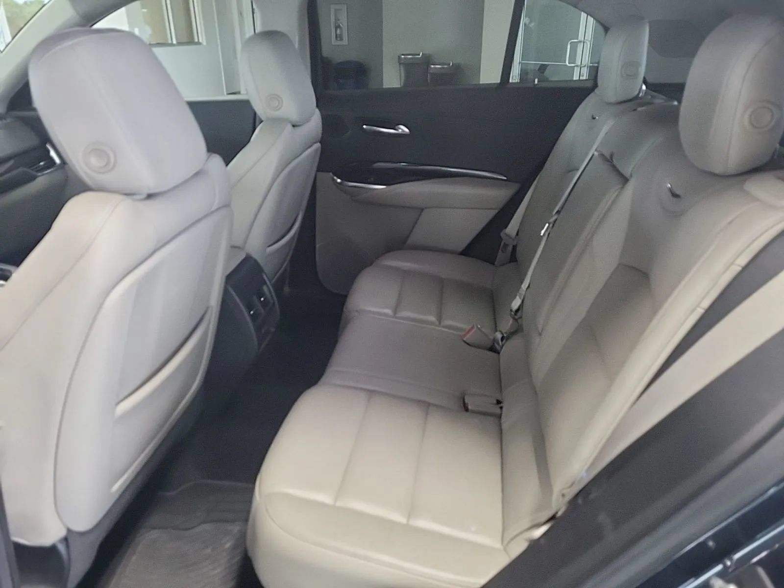 Used 2019 Cadillac XT4 Premium Luxury w/ Enhanced Visibility Package AWD/4WD image 14