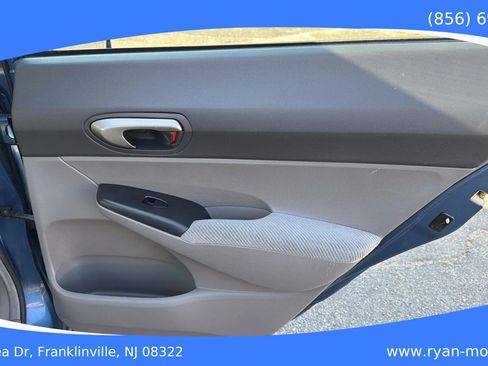Used 2010 Honda Civic LX image 19