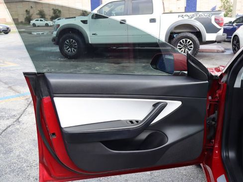Used 2019 Tesla Model 3 Long Range AWD/4WD image 10