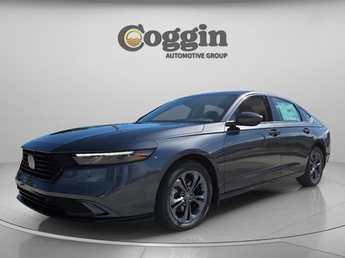 New 2026 Honda Accord EX-L image 1