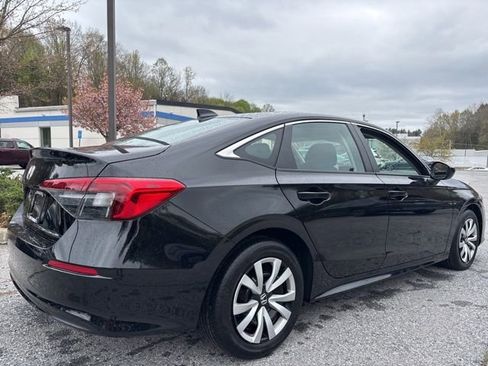 Used 2024 Honda Civic LX image 3