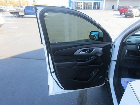 Used 2019 Chevrolet Traverse LT w/ LT Premium Package image 17