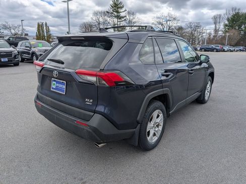 Used 2019 Toyota RAV4 XLE w/ All Weather Liner Package AWD/4WD image 5