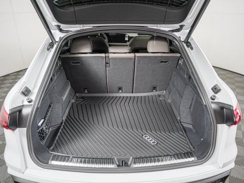New 2026 Audi Q5 Premium Plus AWD/4WD image 8