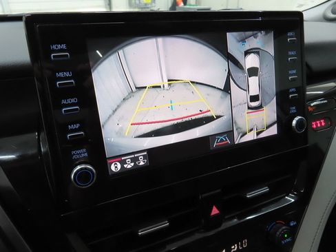 Used 2024 Toyota Camry XSE FWD image 17